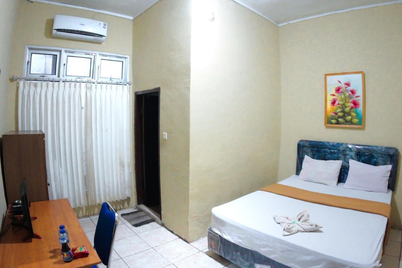 Hotel Mathilda Maumere Zewnętrze zdjęcie