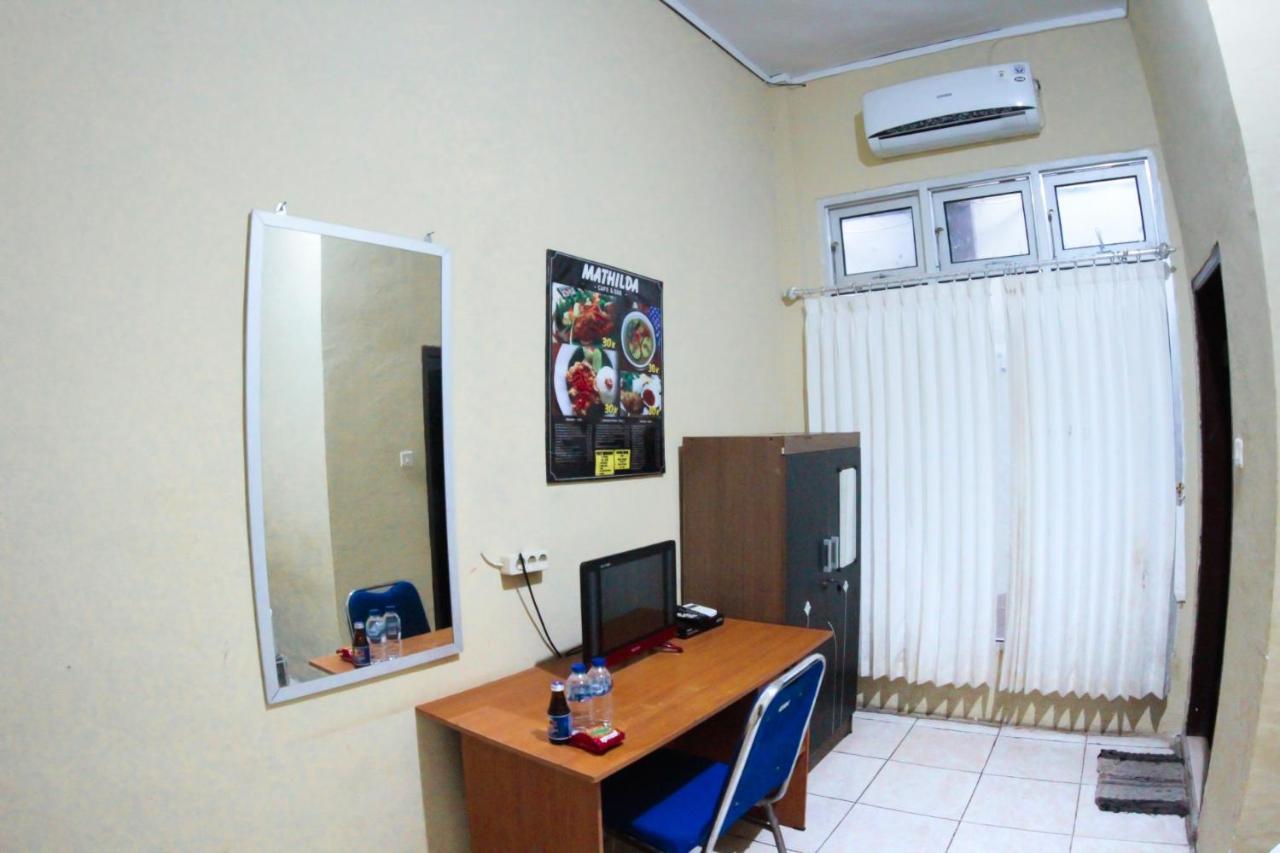 Hotel Mathilda Maumere Zewnętrze zdjęcie