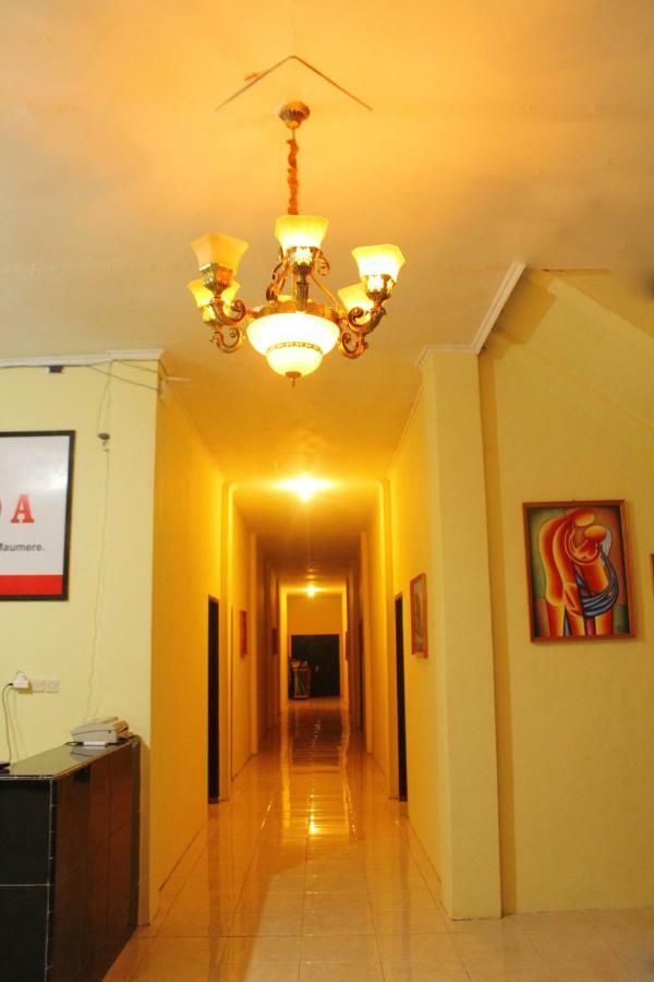 Hotel Mathilda Maumere Zewnętrze zdjęcie